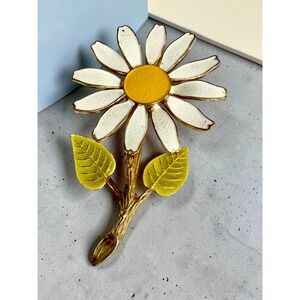 VTG White Enamel Daisy Flower Brooch Gold Tone Lapel Pin Brooch Floral